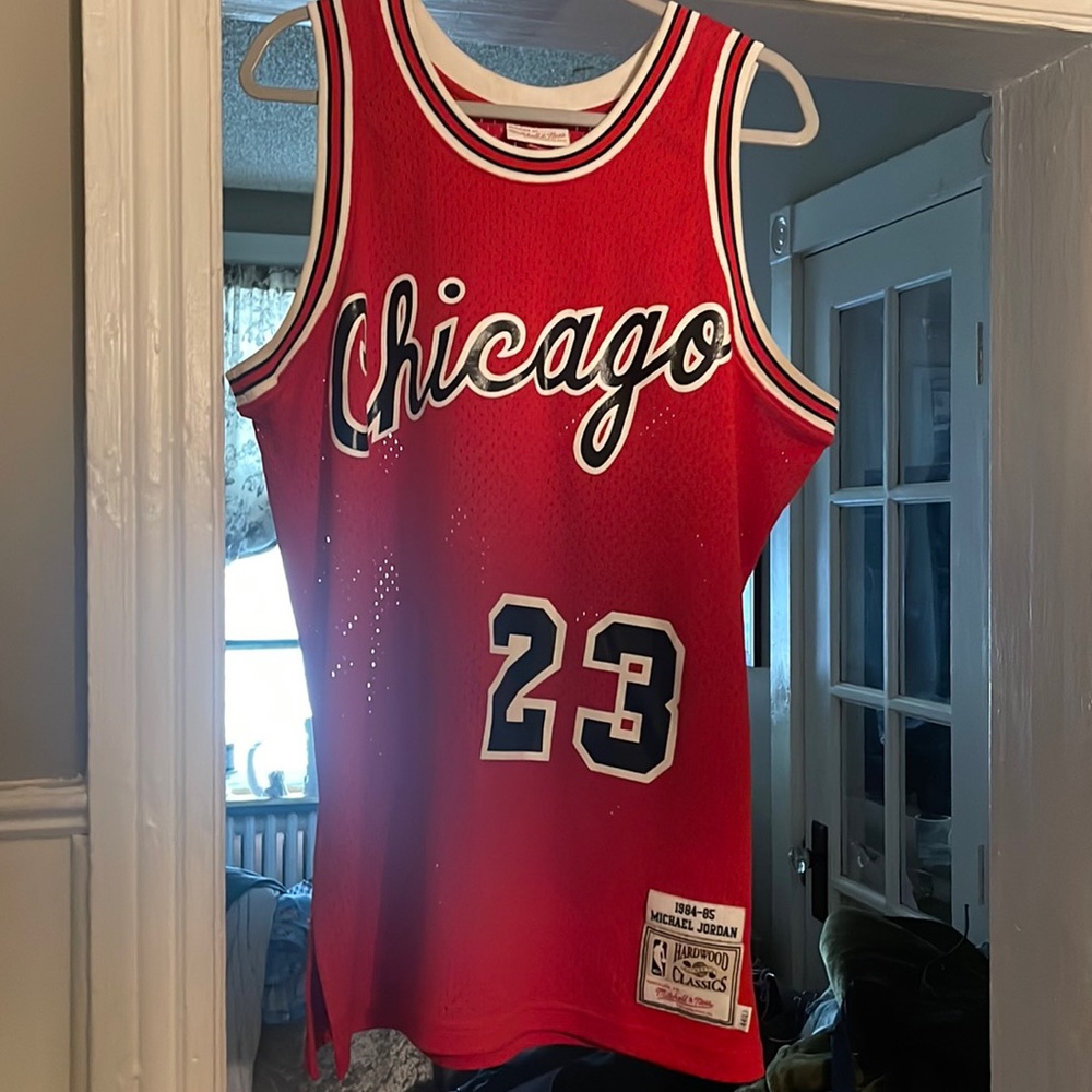 Perfect condition  Michael Jordan jersey